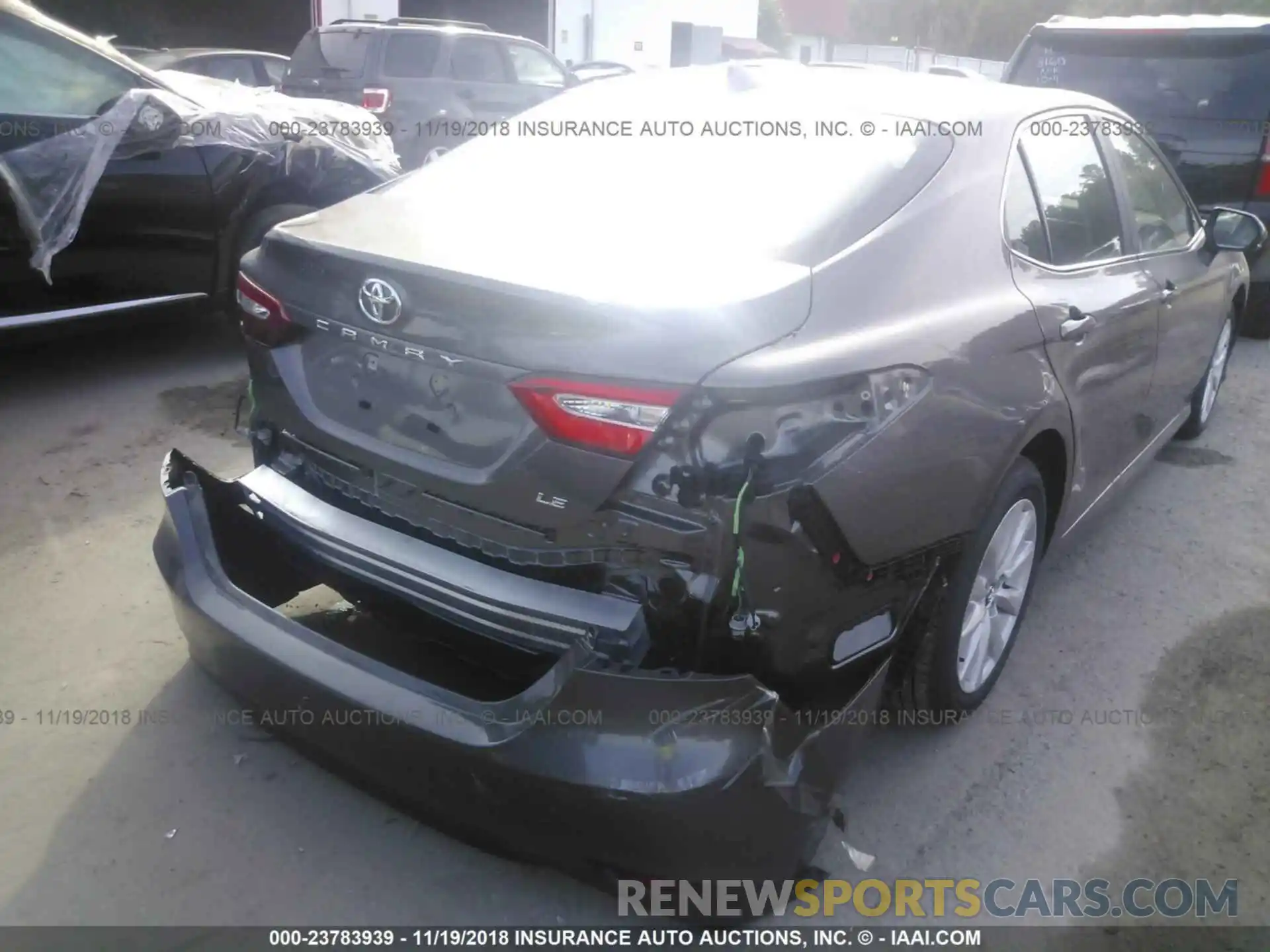 6 Photograph of a damaged car 4T1B11HK6KU165172 Toyota Camry 2019