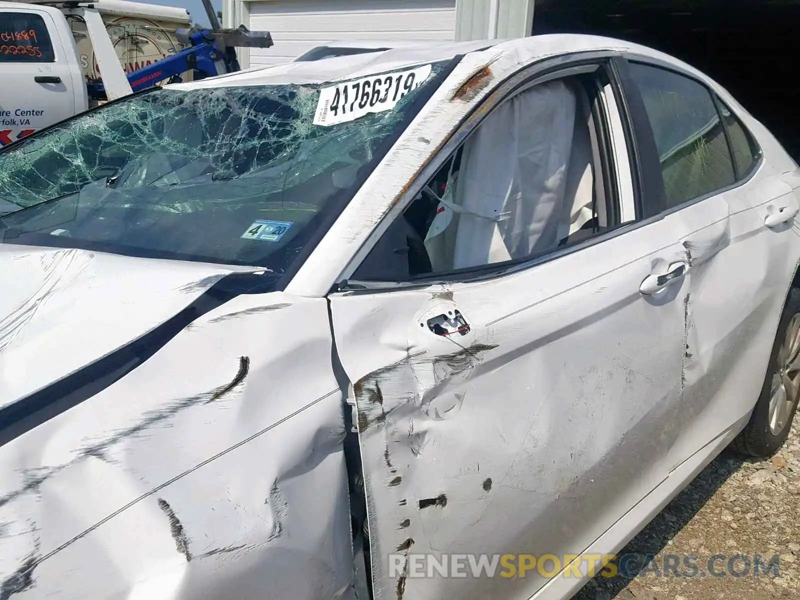 9 Фотография поврежденного автомобиля 4T1B11HK6KU169531 TOYOTA CAMRY 2019