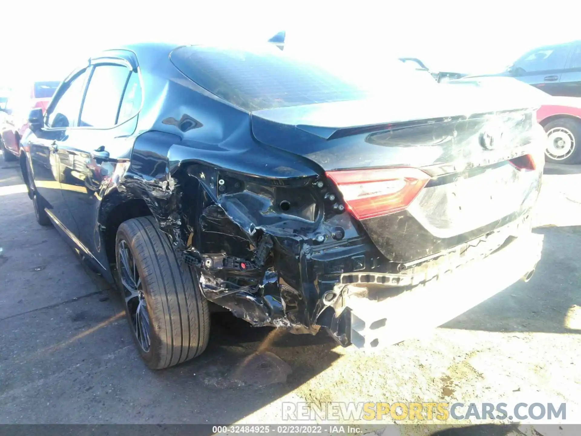 6 Photograph of a damaged car 4T1B11HK6KU171893 TOYOTA CAMRY 2019