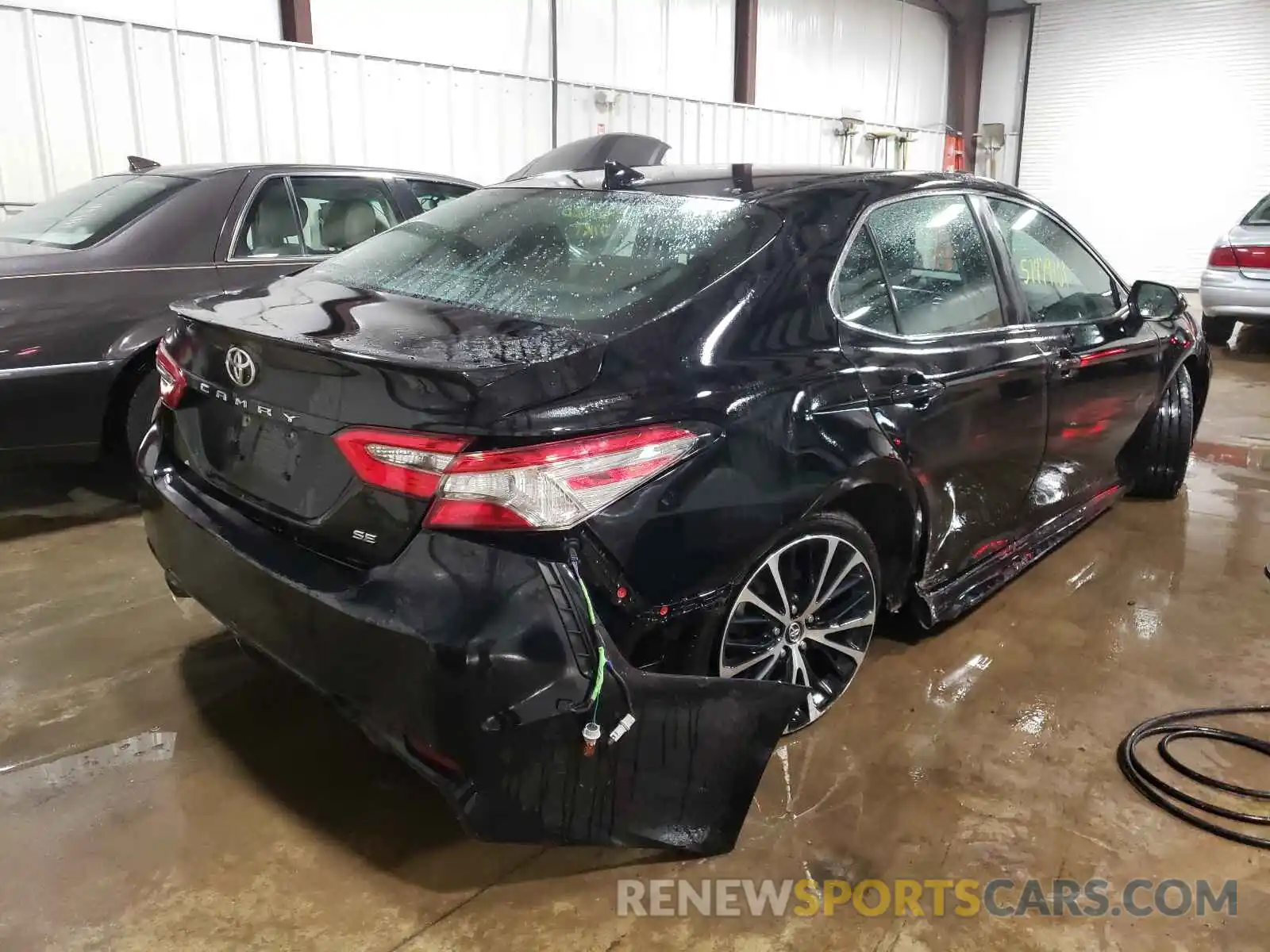 4 Photograph of a damaged car 4T1B11HK6KU172042 TOYOTA CAMRY 2019