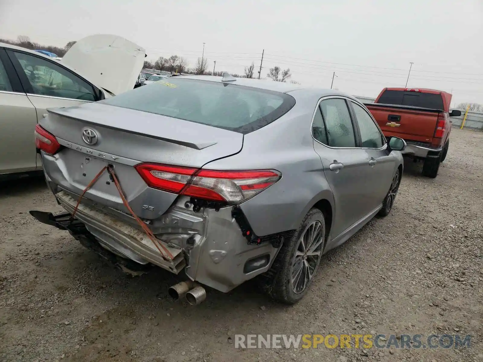4 Photograph of a damaged car 4T1B11HK6KU172154 TOYOTA CAMRY 2019