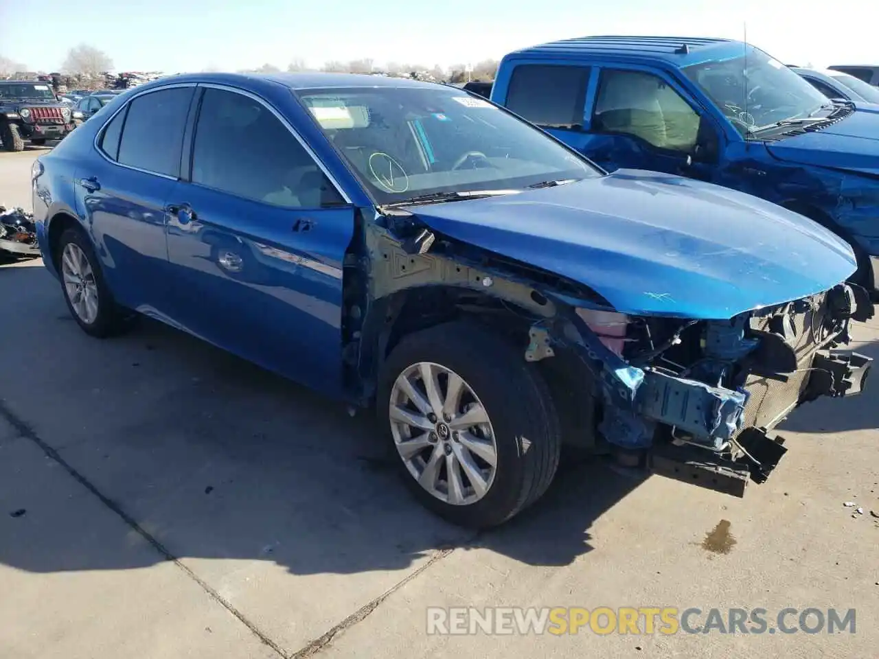 1 Photograph of a damaged car 4T1B11HK6KU173448 TOYOTA CAMRY 2019