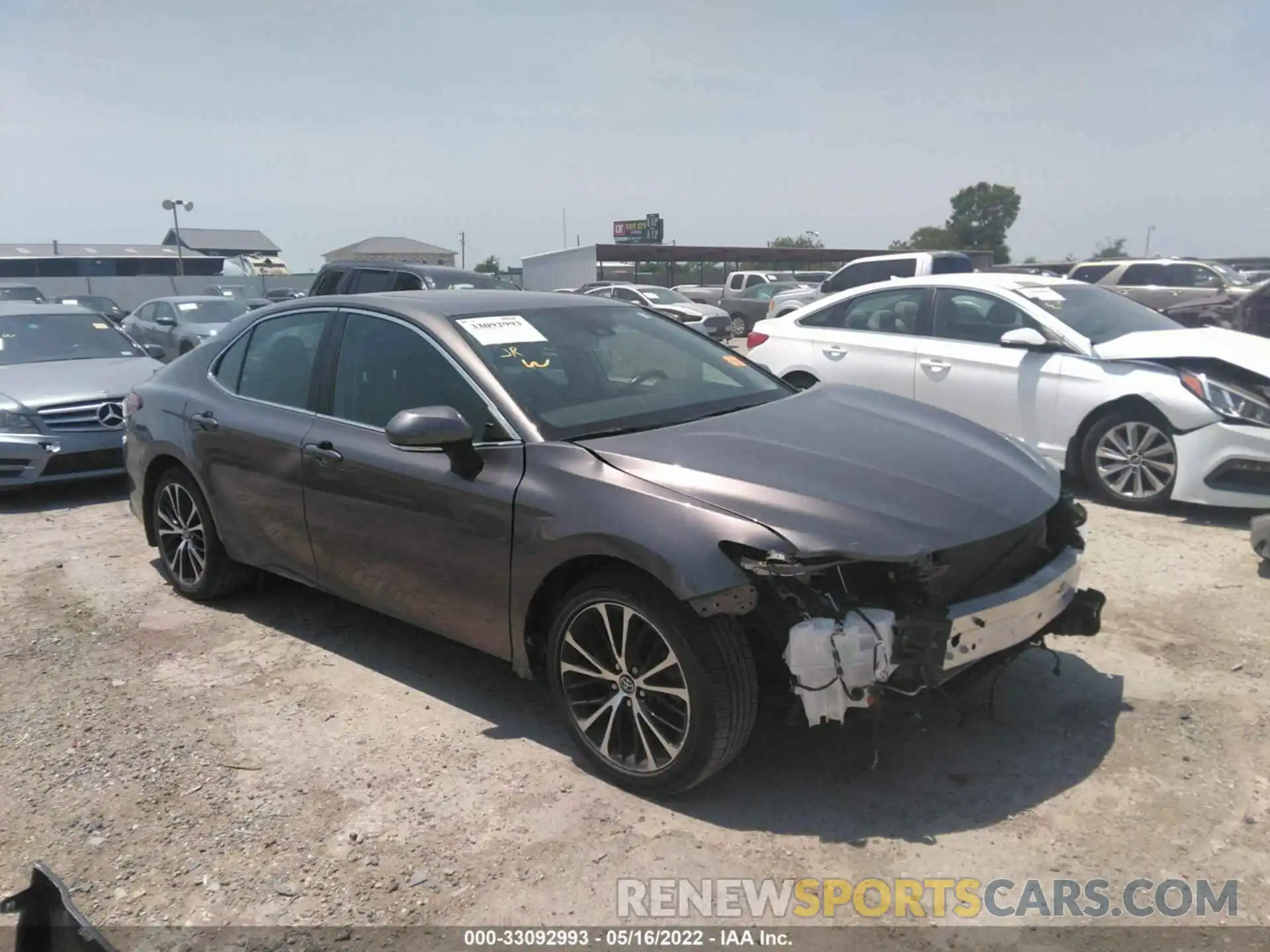 1 Photograph of a damaged car 4T1B11HK6KU174258 TOYOTA CAMRY 2019