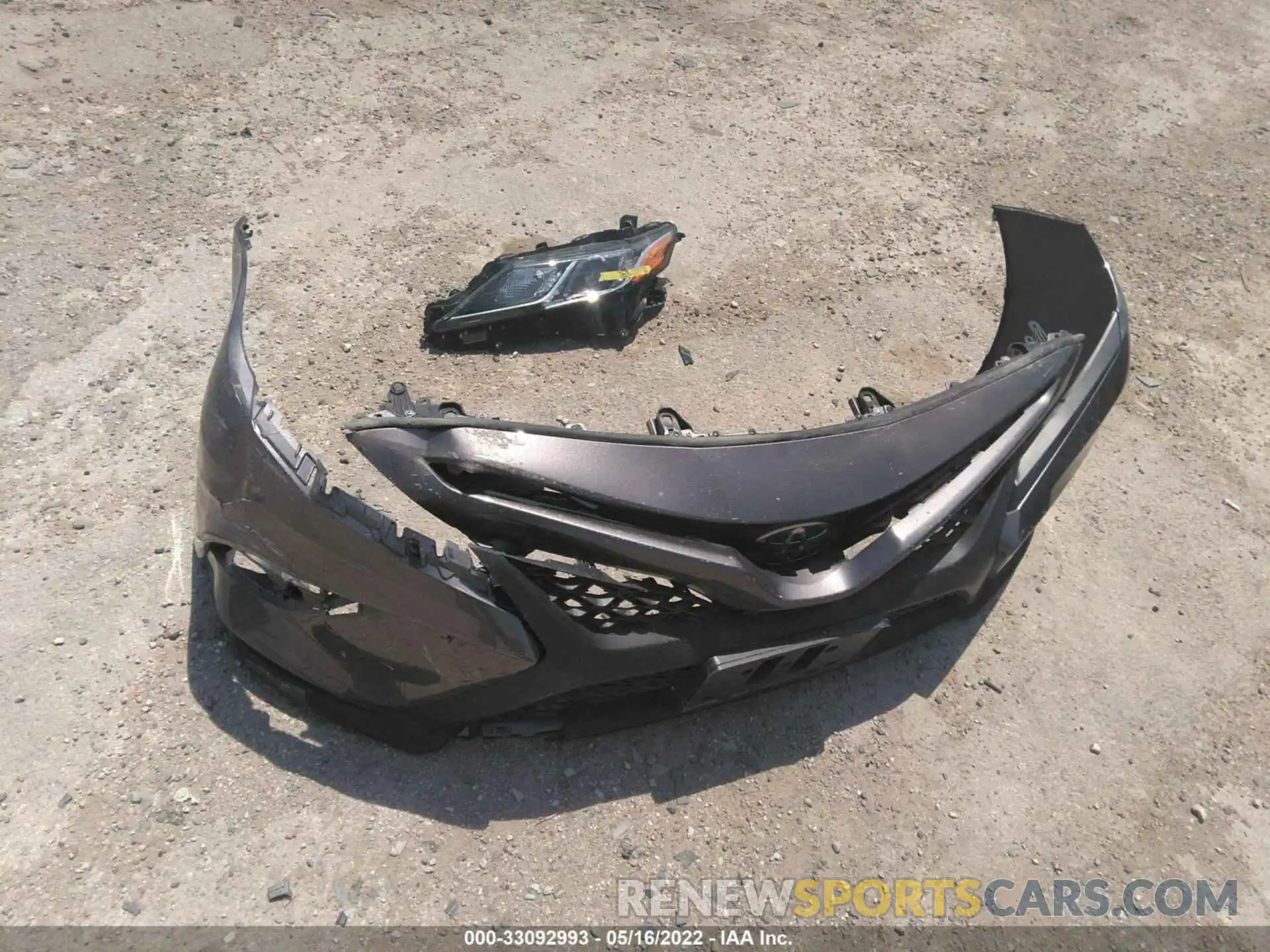 12 Photograph of a damaged car 4T1B11HK6KU174258 TOYOTA CAMRY 2019