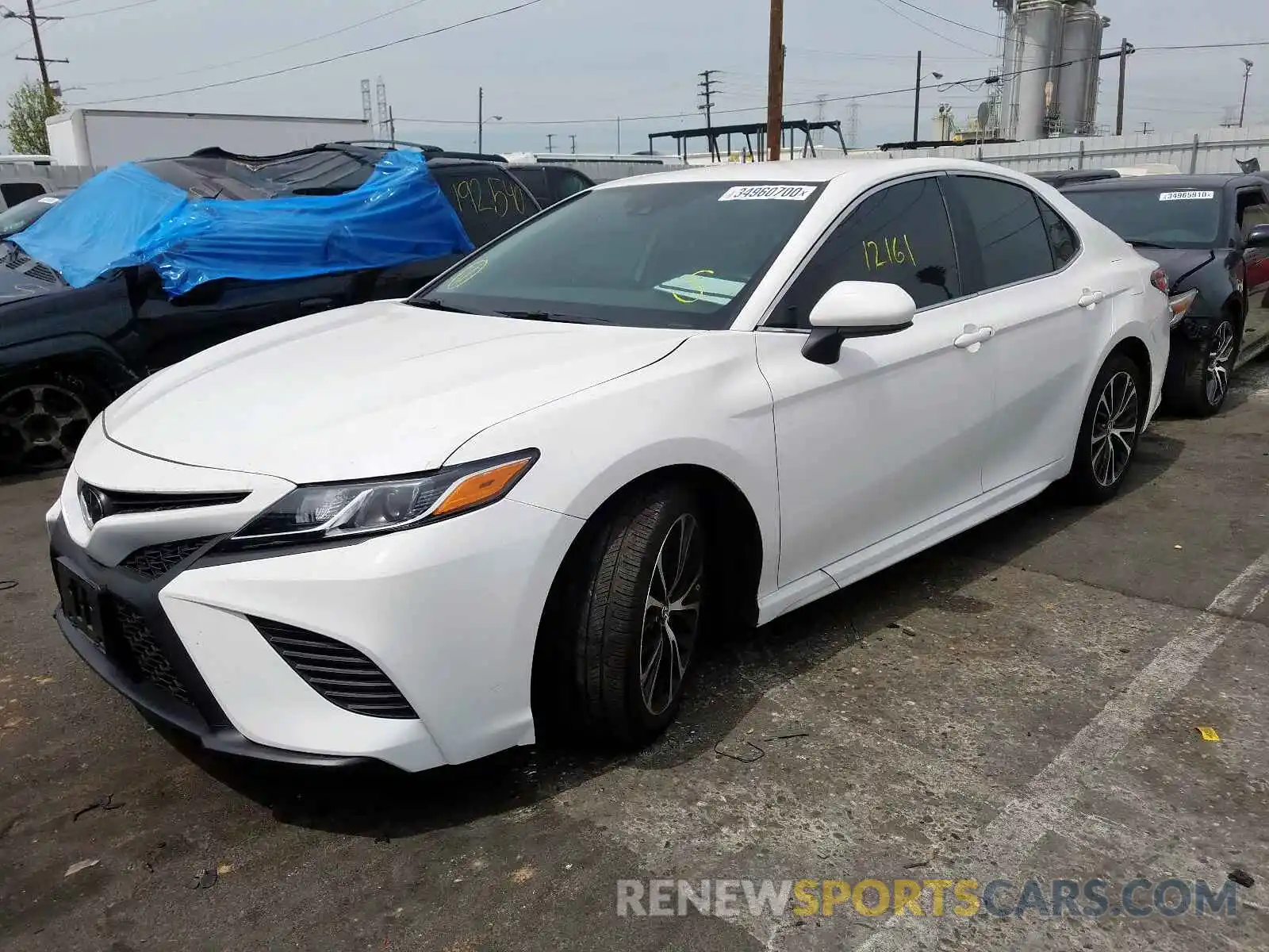 2 Photograph of a damaged car 4T1B11HK6KU174860 TOYOTA CAMRY 2019