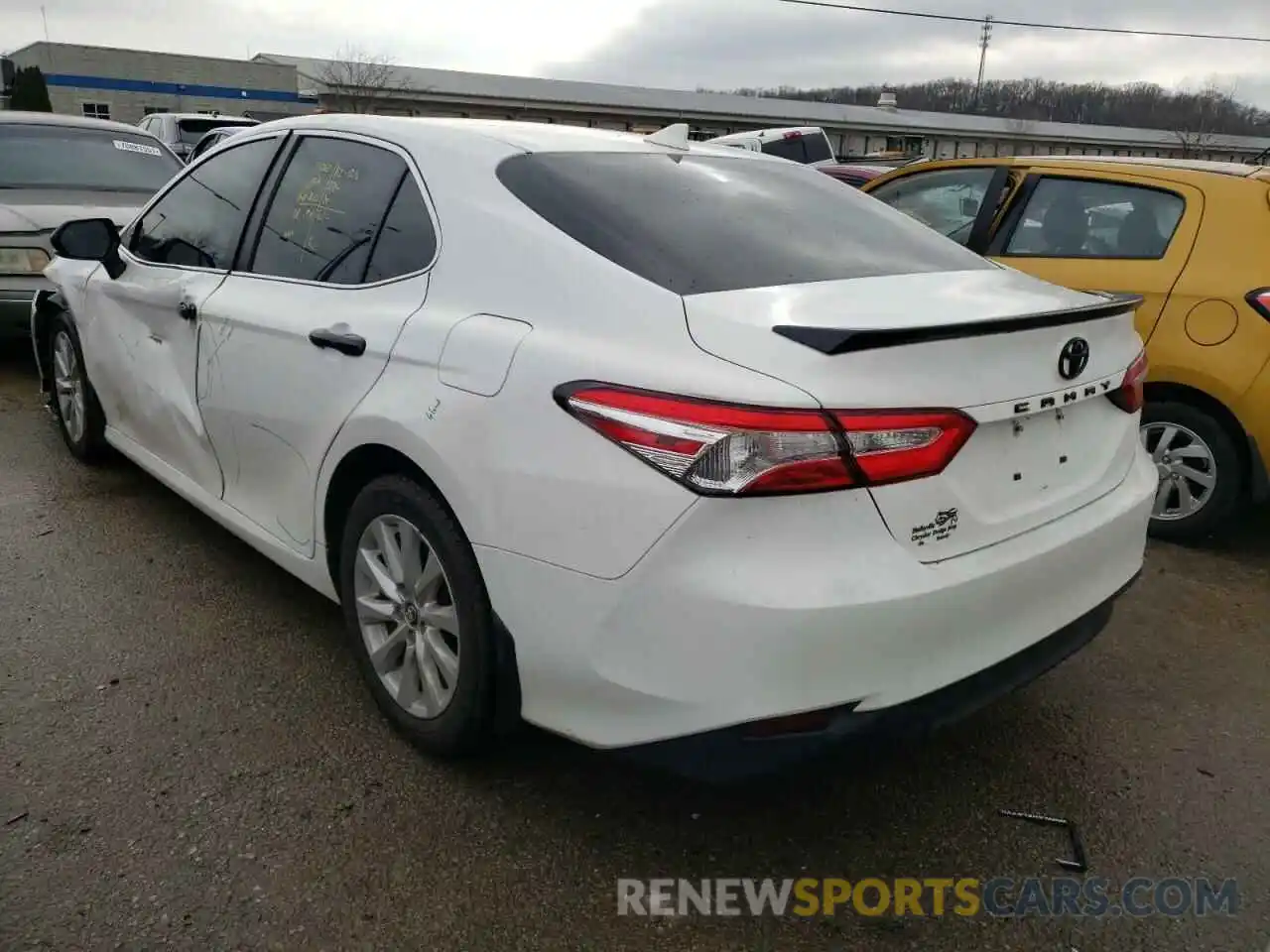 3 Photograph of a damaged car 4T1B11HK6KU180674 TOYOTA CAMRY 2019