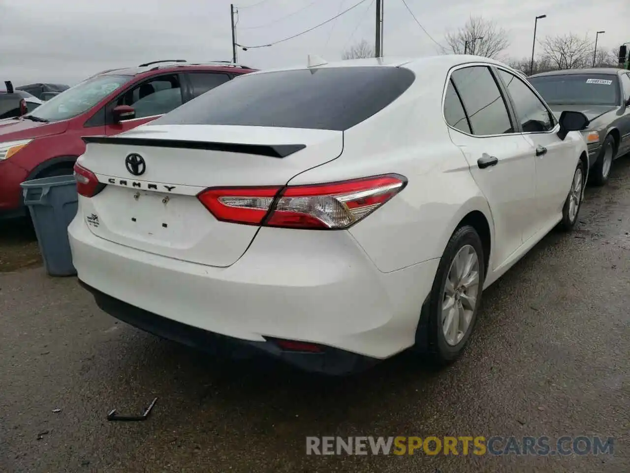 4 Photograph of a damaged car 4T1B11HK6KU180674 TOYOTA CAMRY 2019