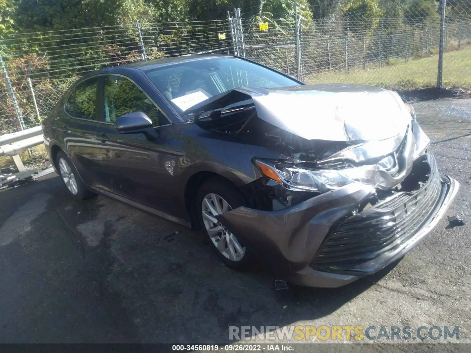 1 Photograph of a damaged car 4T1B11HK6KU182330 TOYOTA CAMRY 2019