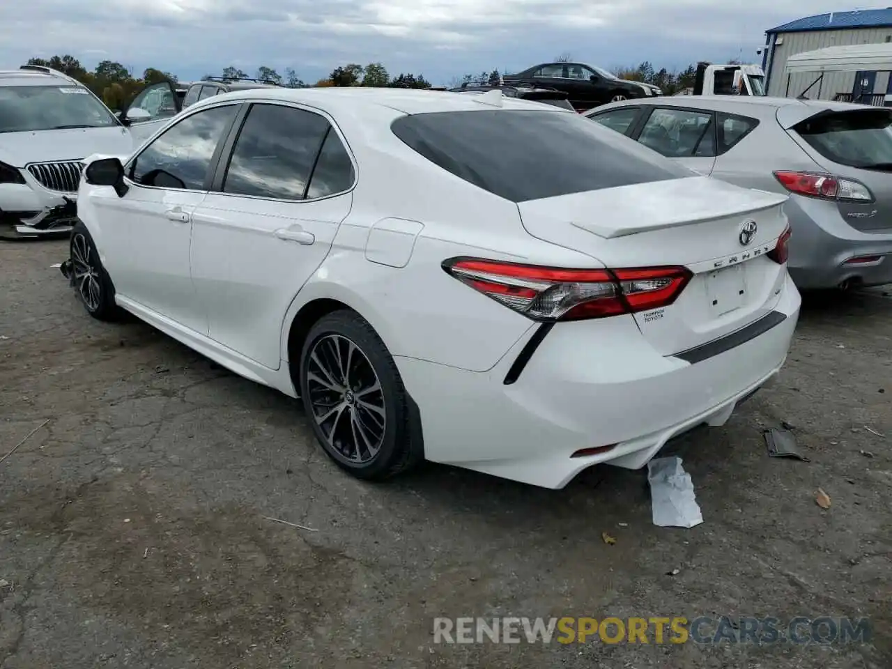 3 Photograph of a damaged car 4T1B11HK6KU184529 TOYOTA CAMRY 2019