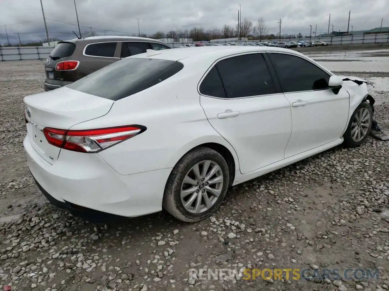 4 Фотография поврежденного автомобиля 4T1B11HK6KU185812 TOYOTA CAMRY 2019