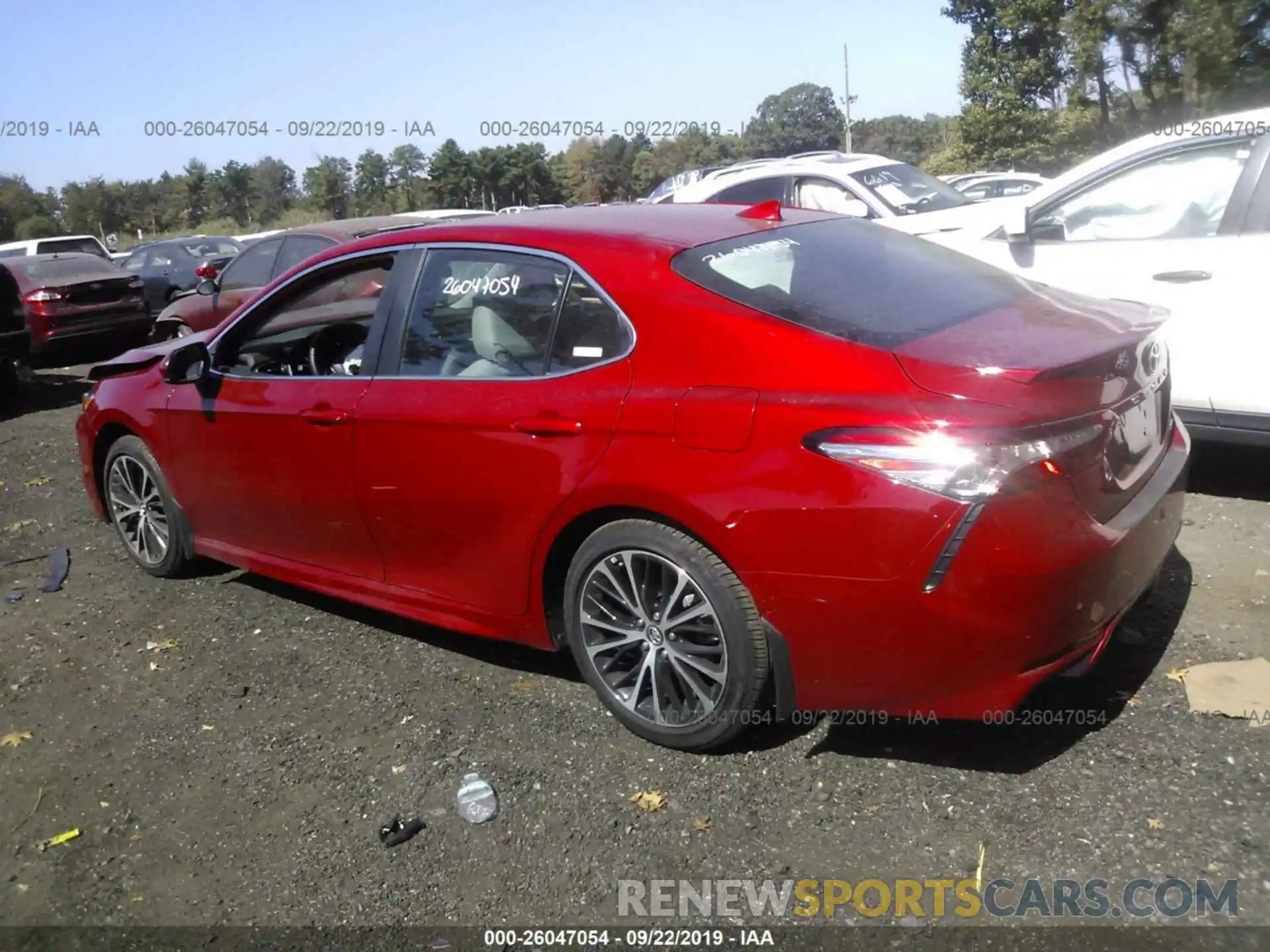 3 Photograph of a damaged car 4T1B11HK6KU186149 TOYOTA CAMRY 2019