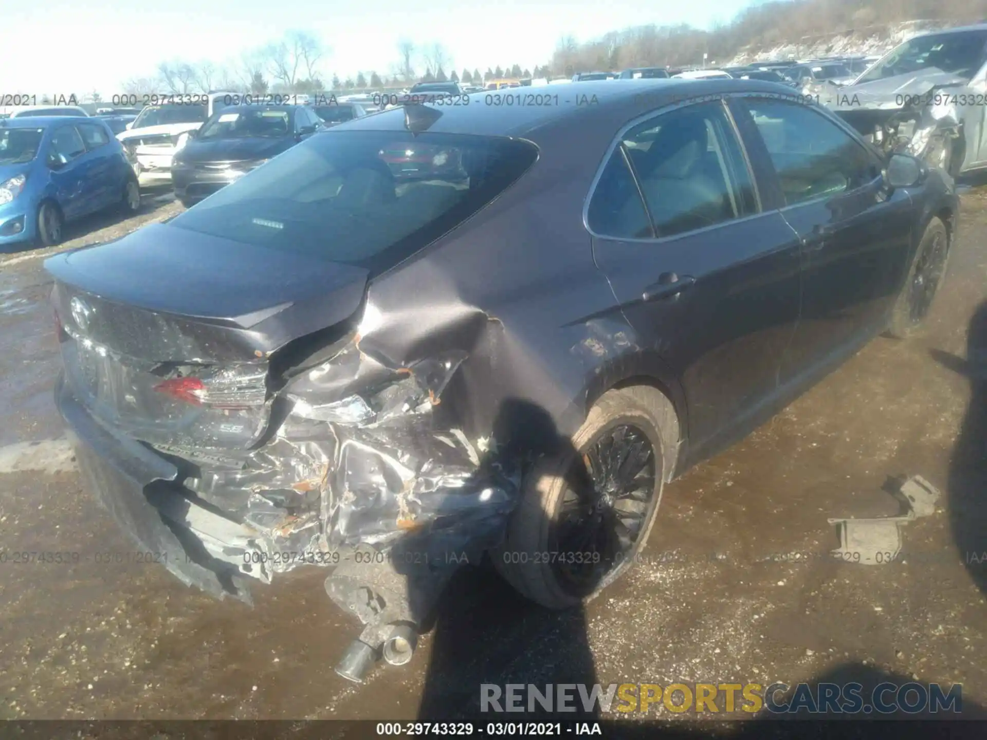 4 Photograph of a damaged car 4T1B11HK6KU186488 TOYOTA CAMRY 2019