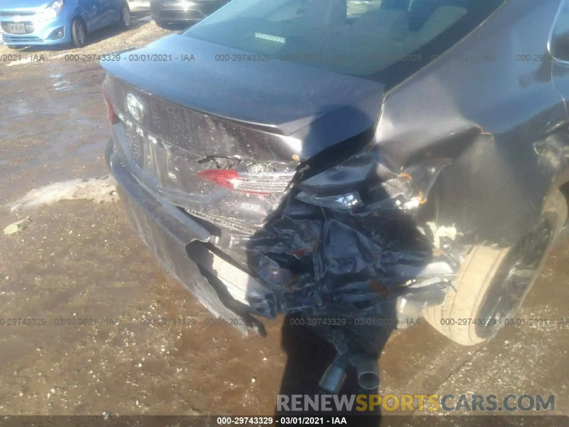 6 Photograph of a damaged car 4T1B11HK6KU186488 TOYOTA CAMRY 2019