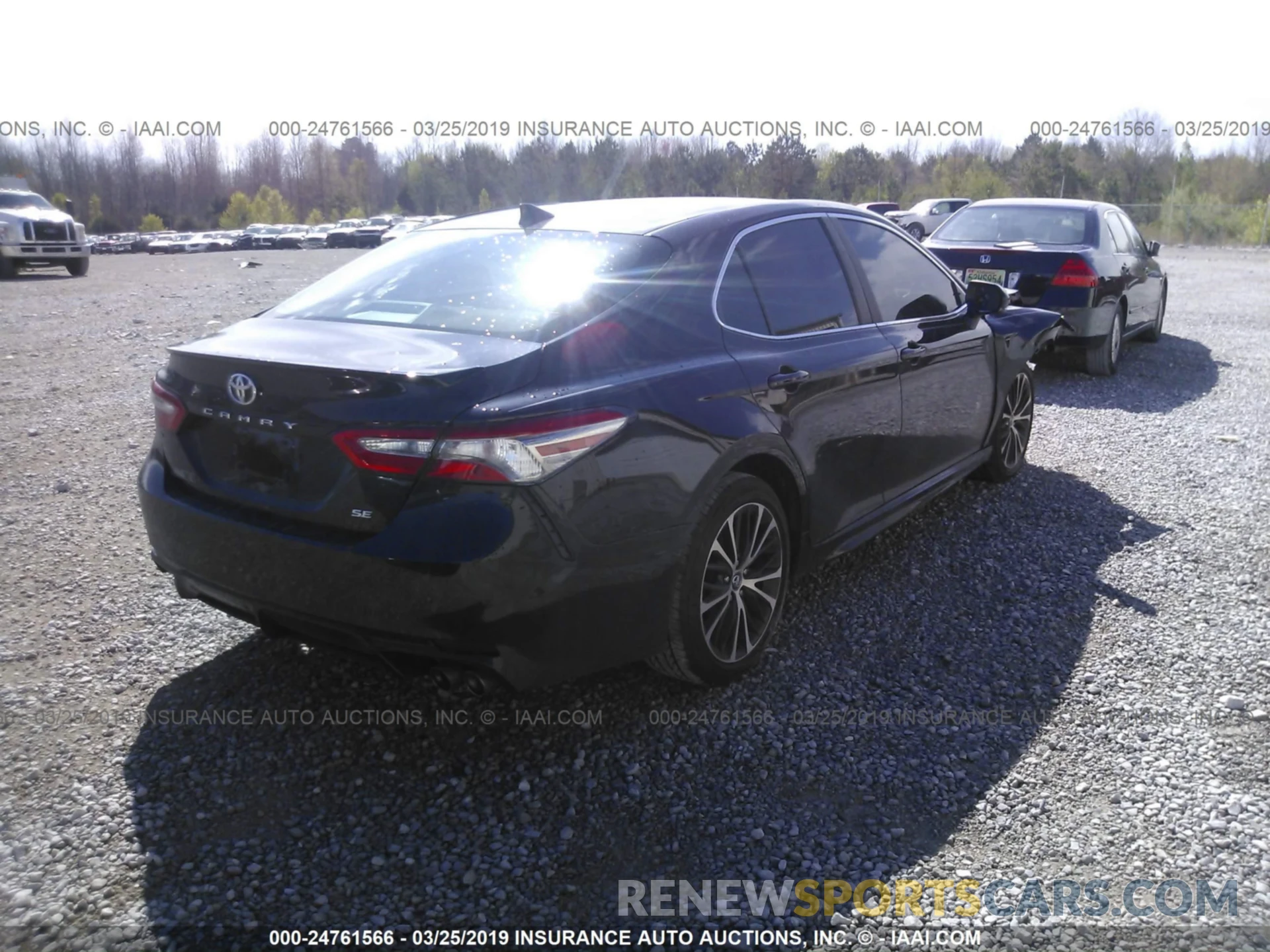 4 Photograph of a damaged car 4T1B11HK6KU189259 TOYOTA CAMRY 2019