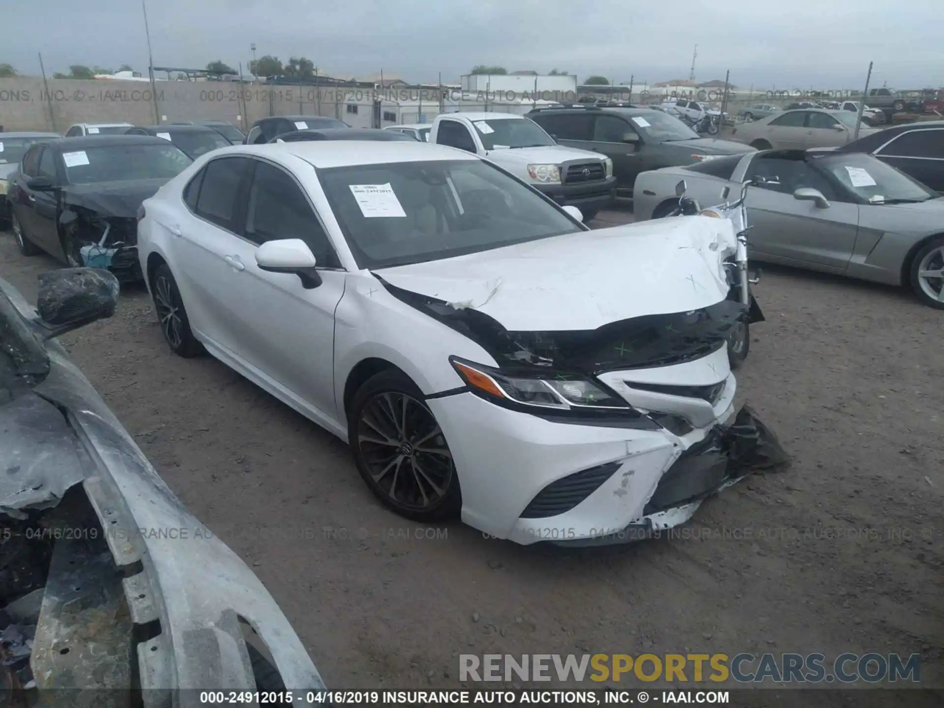 1 Photograph of a damaged car 4T1B11HK6KU189505 TOYOTA CAMRY 2019