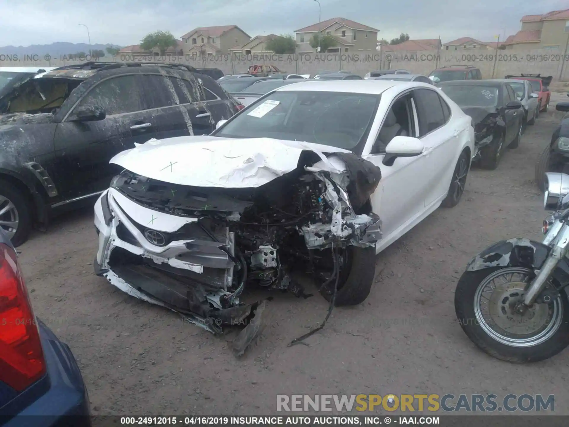 2 Photograph of a damaged car 4T1B11HK6KU189505 TOYOTA CAMRY 2019