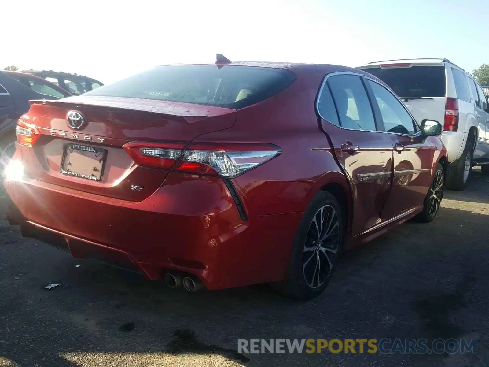 4 Photograph of a damaged car 4T1B11HK6KU190427 TOYOTA CAMRY 2019