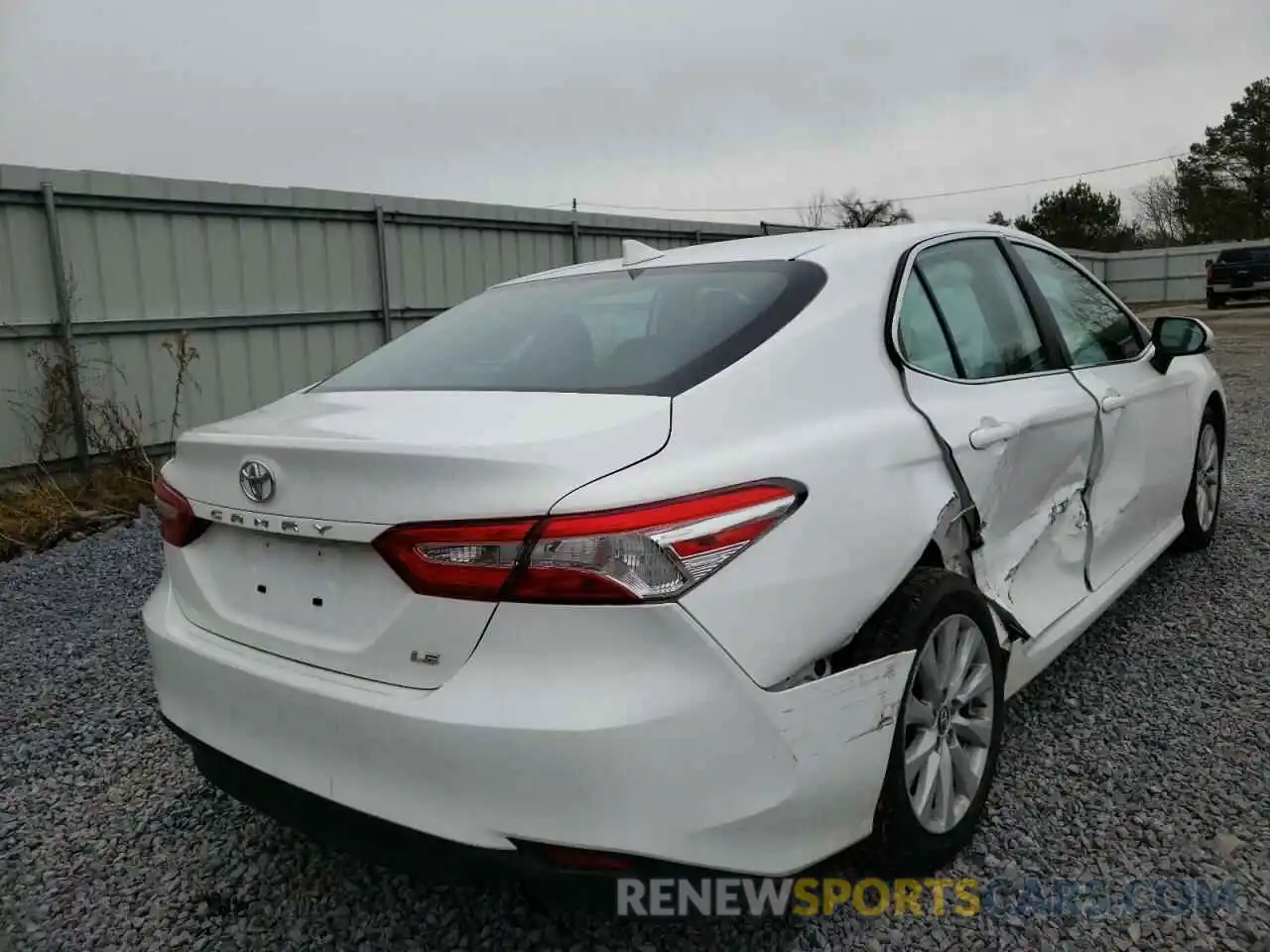 4 Photograph of a damaged car 4T1B11HK6KU192209 TOYOTA CAMRY 2019