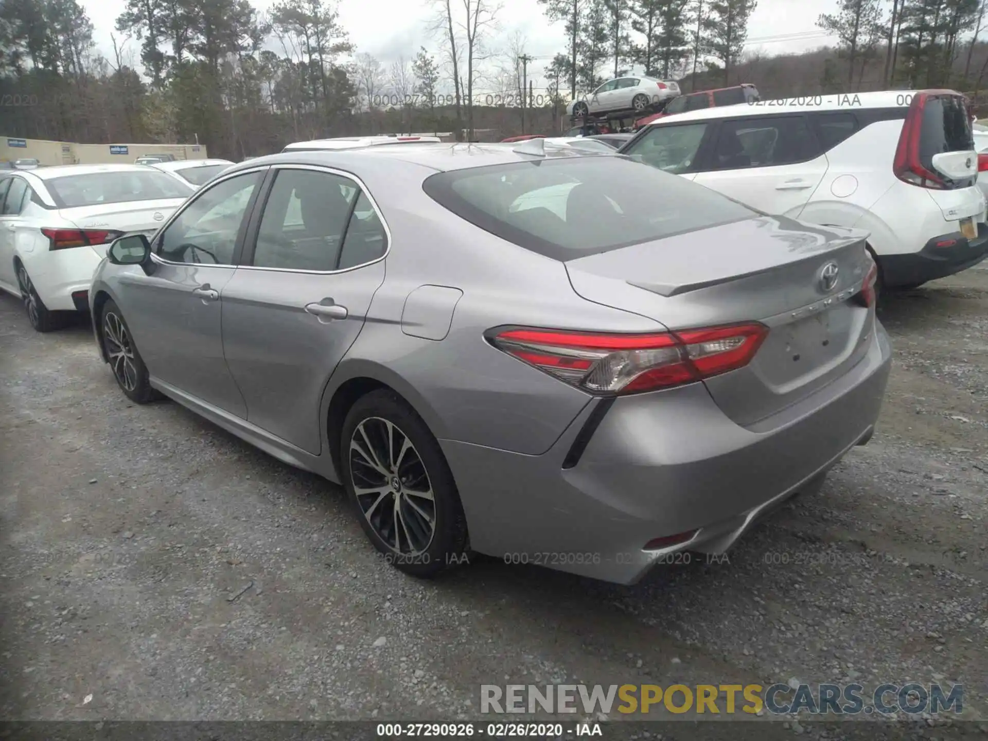 3 Photograph of a damaged car 4T1B11HK6KU195112 TOYOTA CAMRY 2019