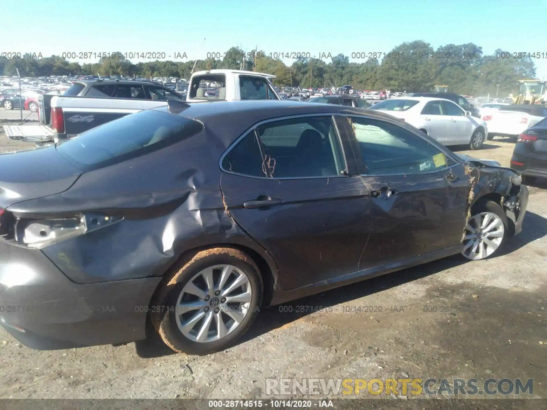 6 Photograph of a damaged car 4T1B11HK6KU196146 TOYOTA CAMRY 2019