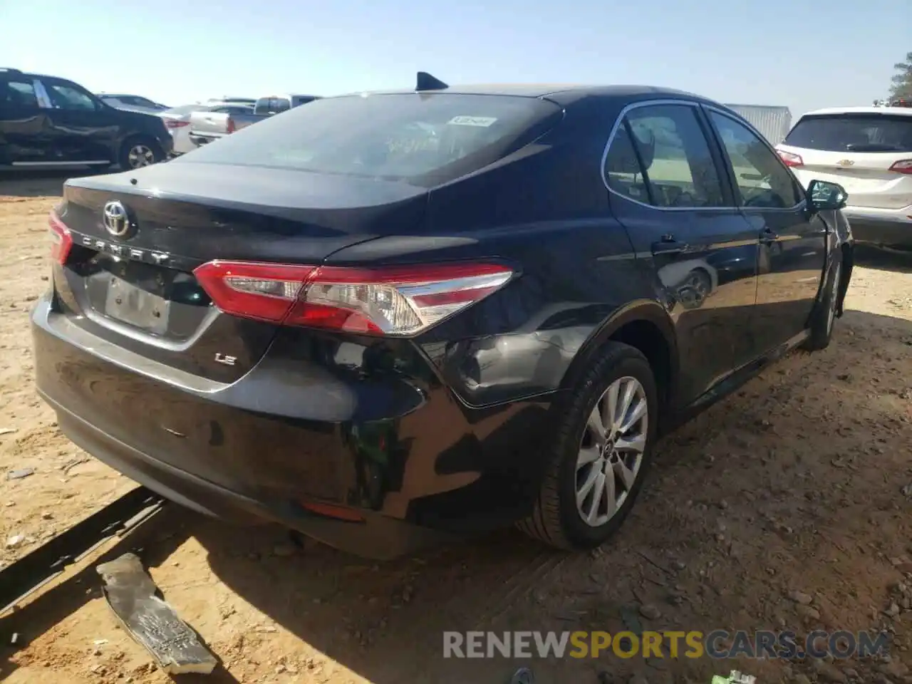 4 Photograph of a damaged car 4T1B11HK6KU196244 TOYOTA CAMRY 2019