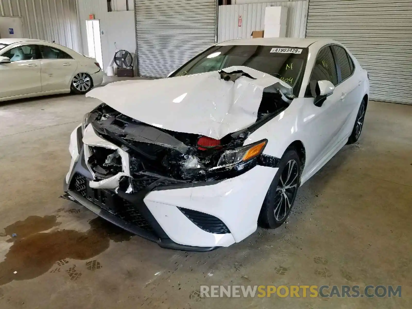 2 Photograph of a damaged car 4T1B11HK6KU196809 TOYOTA CAMRY 2019