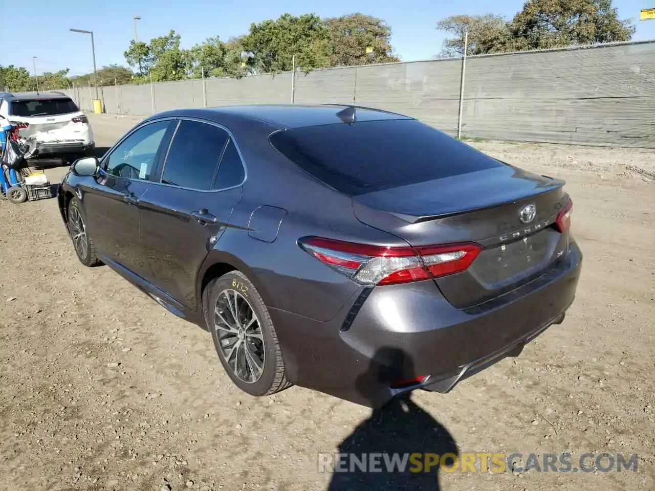 3 Photograph of a damaged car 4T1B11HK6KU196924 TOYOTA CAMRY 2019