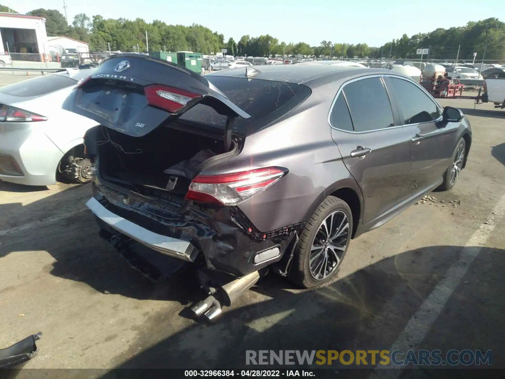 4 Photograph of a damaged car 4T1B11HK6KU197295 TOYOTA CAMRY 2019