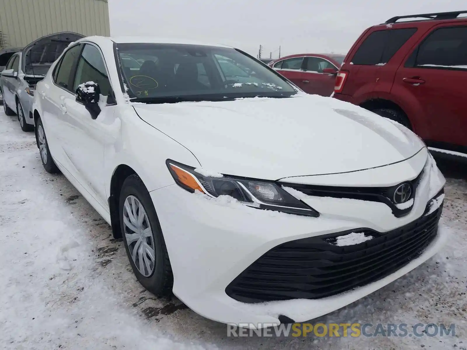 1 Photograph of a damaged car 4T1B11HK6KU198155 TOYOTA CAMRY 2019