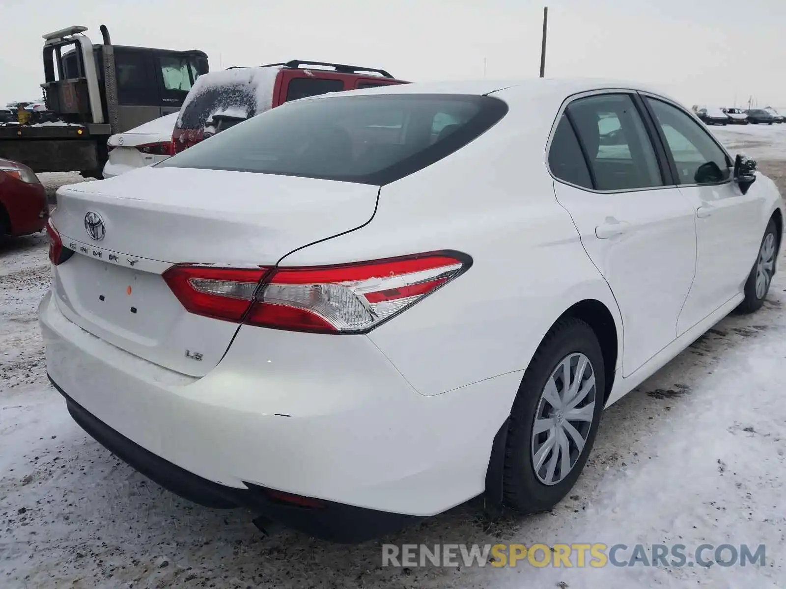 4 Photograph of a damaged car 4T1B11HK6KU198155 TOYOTA CAMRY 2019