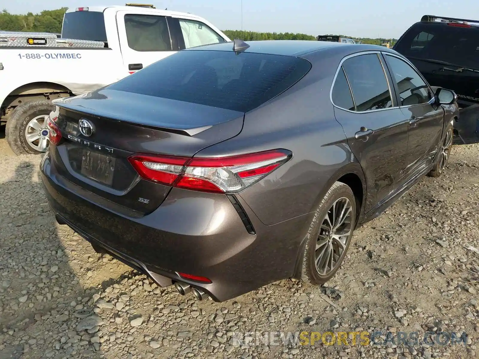 4 Photograph of a damaged car 4T1B11HK6KU198429 TOYOTA CAMRY 2019