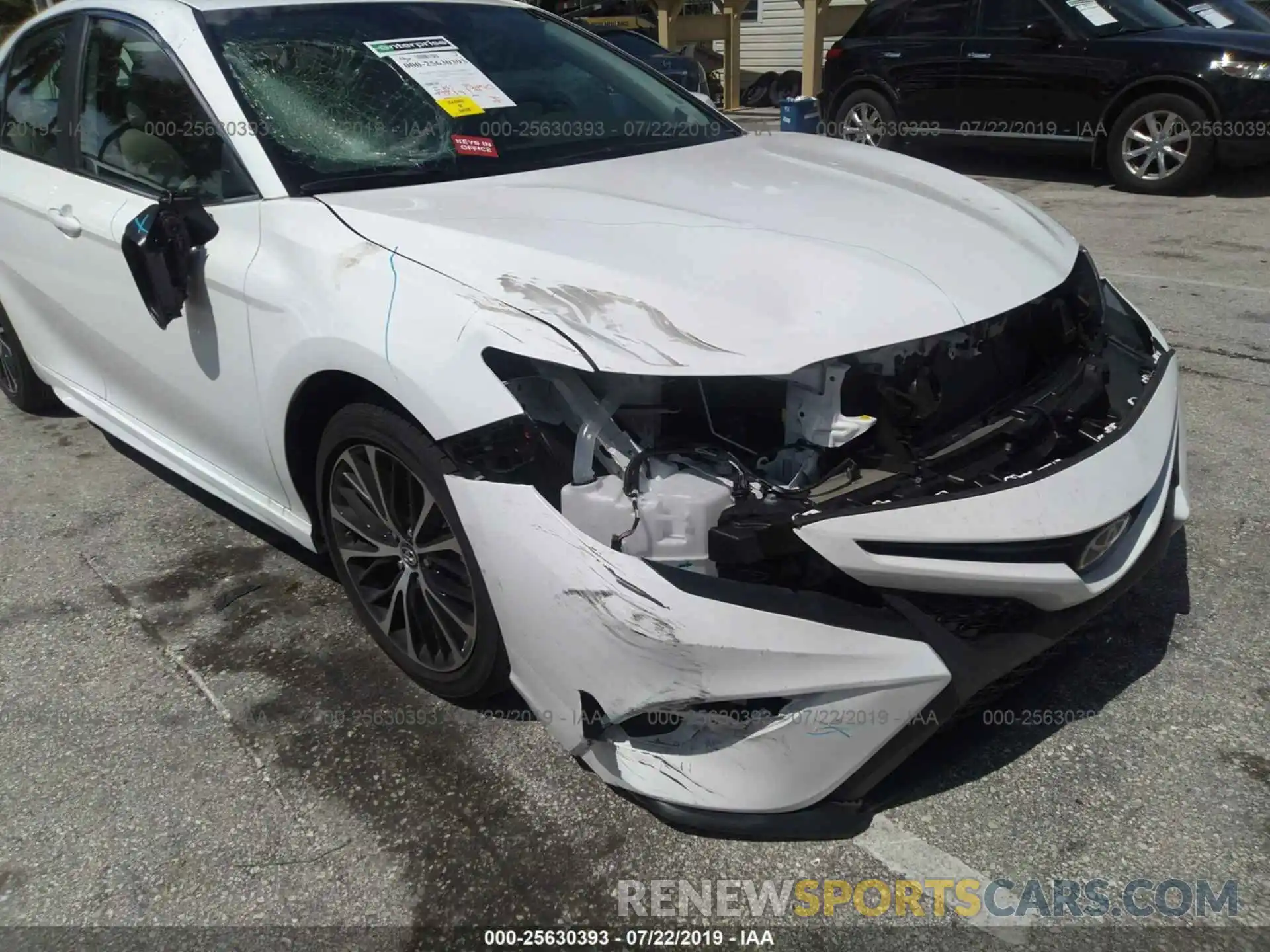 6 Photograph of a damaged car 4T1B11HK6KU199435 TOYOTA CAMRY 2019