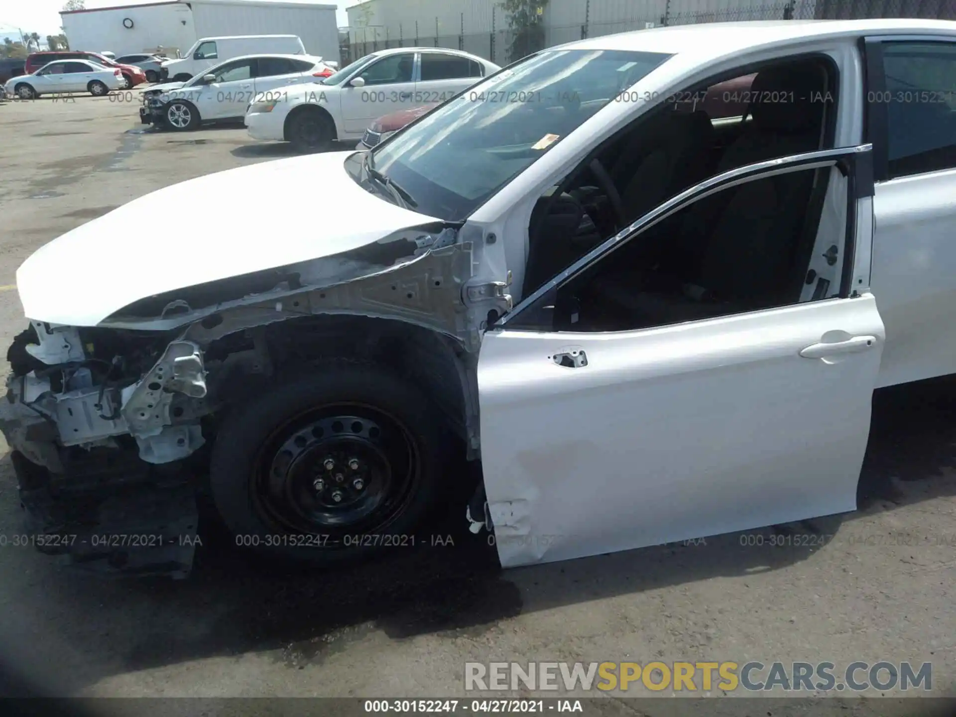 6 Photograph of a damaged car 4T1B11HK6KU199533 TOYOTA CAMRY 2019