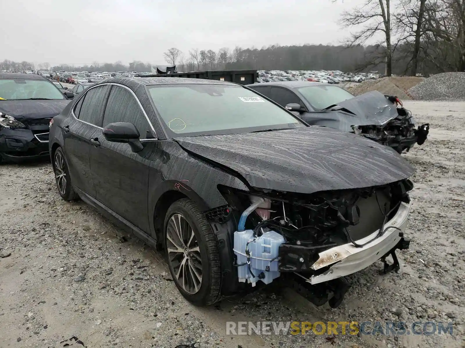 1 Photograph of a damaged car 4T1B11HK6KU201426 TOYOTA CAMRY 2019