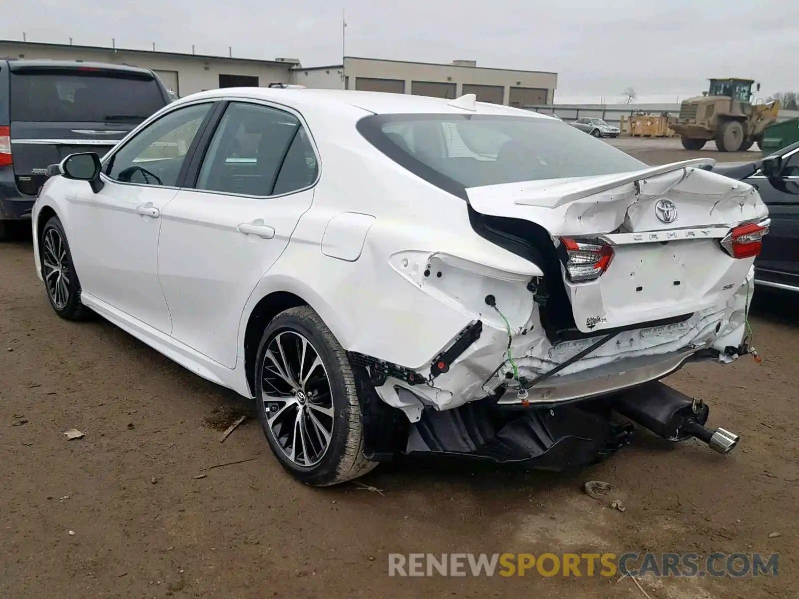 3 Photograph of a damaged car 4T1B11HK6KU201720 TOYOTA CAMRY 2019