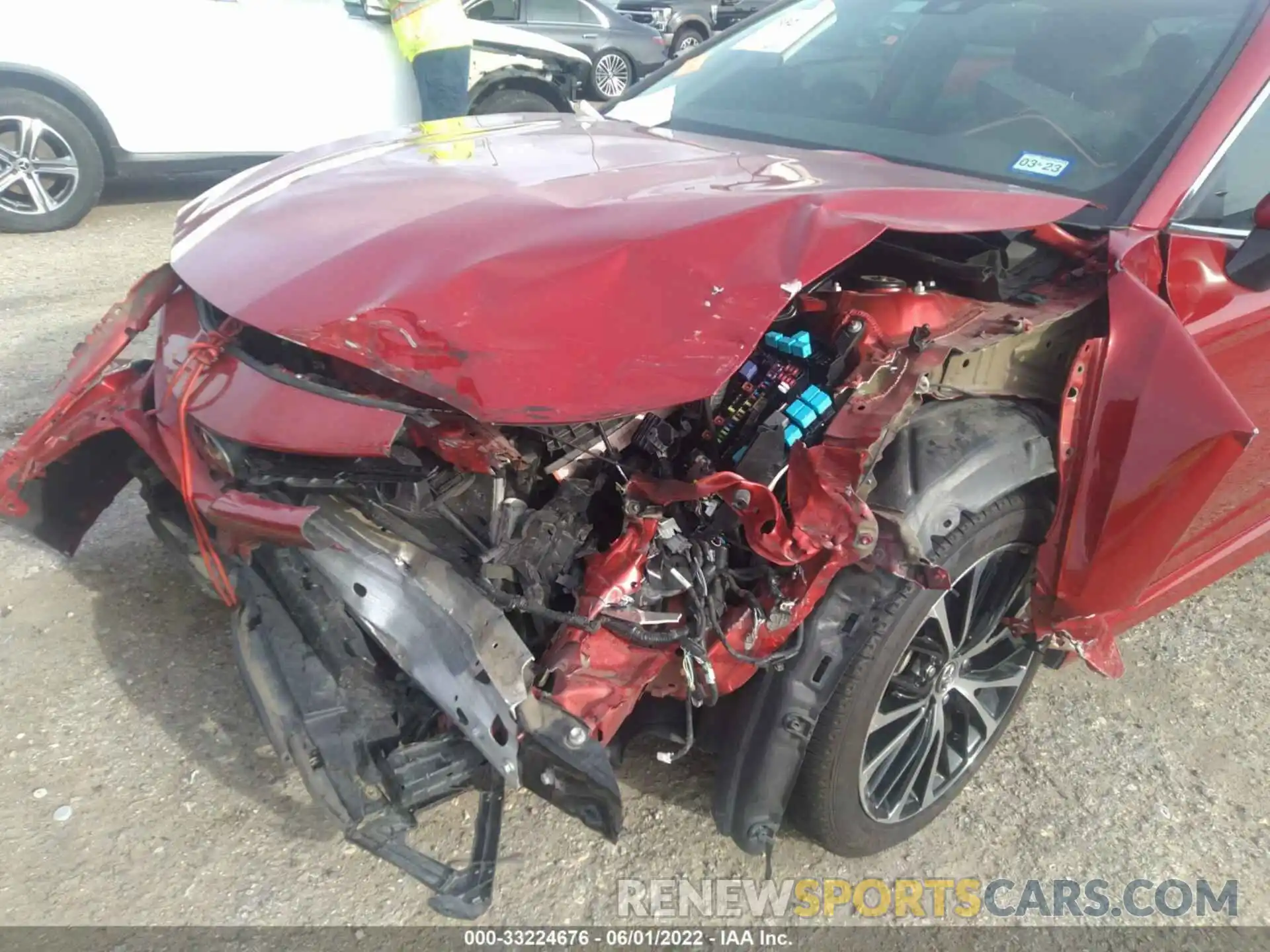 6 Photograph of a damaged car 4T1B11HK6KU202298 TOYOTA CAMRY 2019