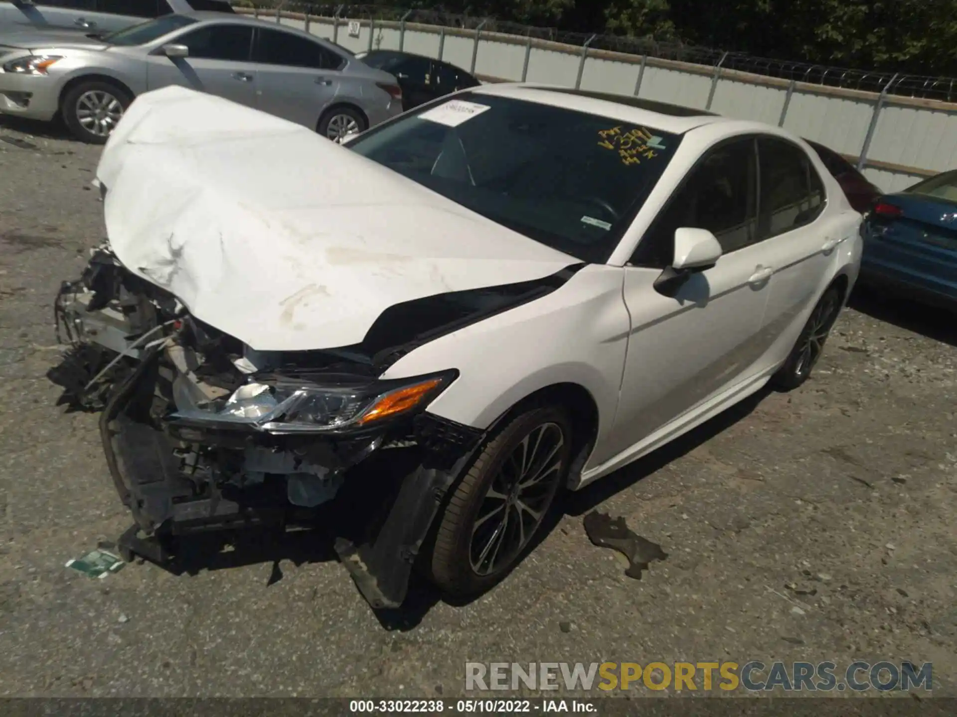 2 Photograph of a damaged car 4T1B11HK6KU203791 TOYOTA CAMRY 2019