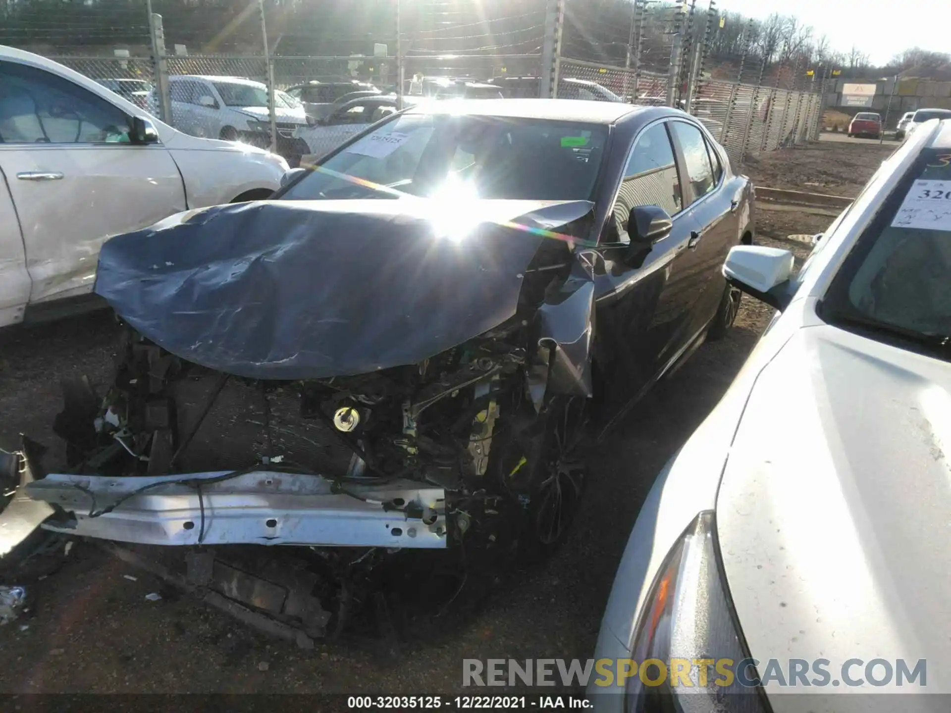 2 Photograph of a damaged car 4T1B11HK6KU204813 TOYOTA CAMRY 2019