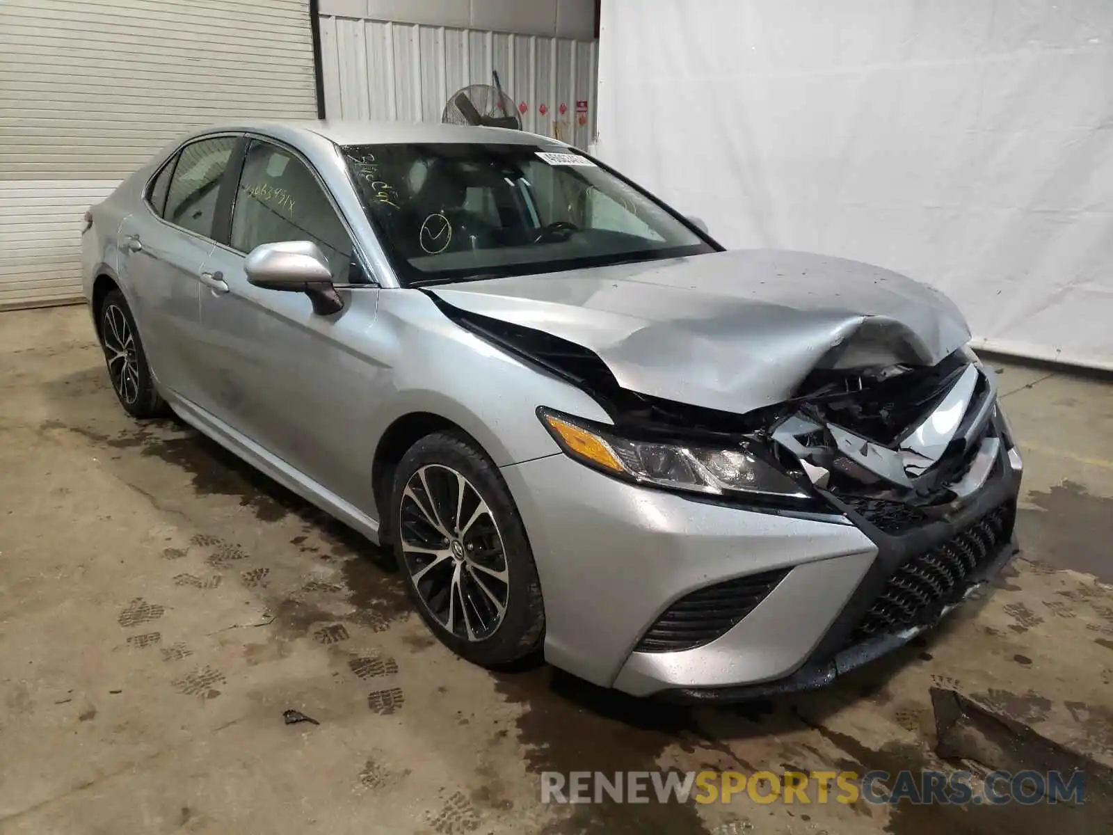 1 Photograph of a damaged car 4T1B11HK6KU205458 TOYOTA CAMRY 2019