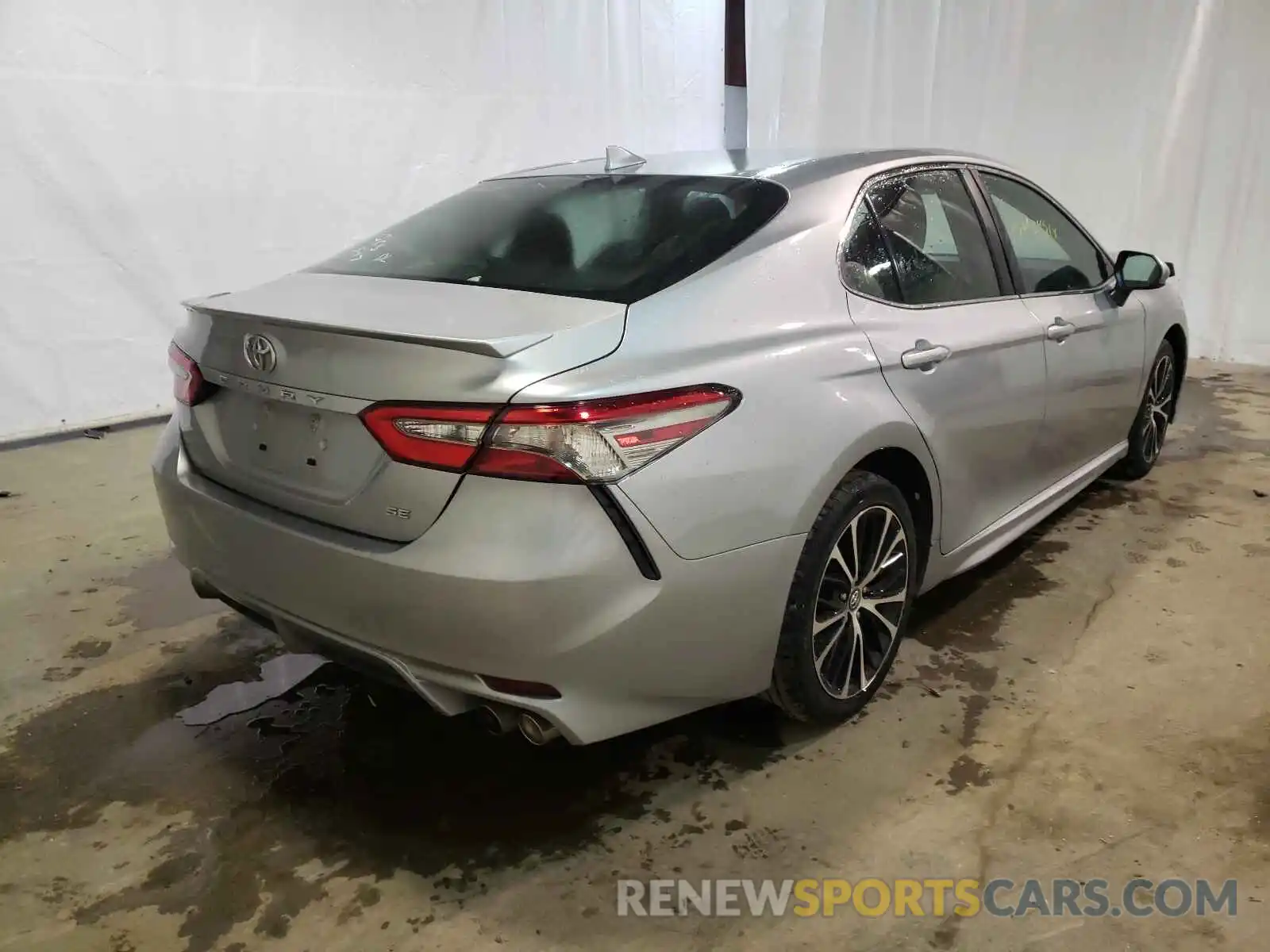 4 Photograph of a damaged car 4T1B11HK6KU205458 TOYOTA CAMRY 2019