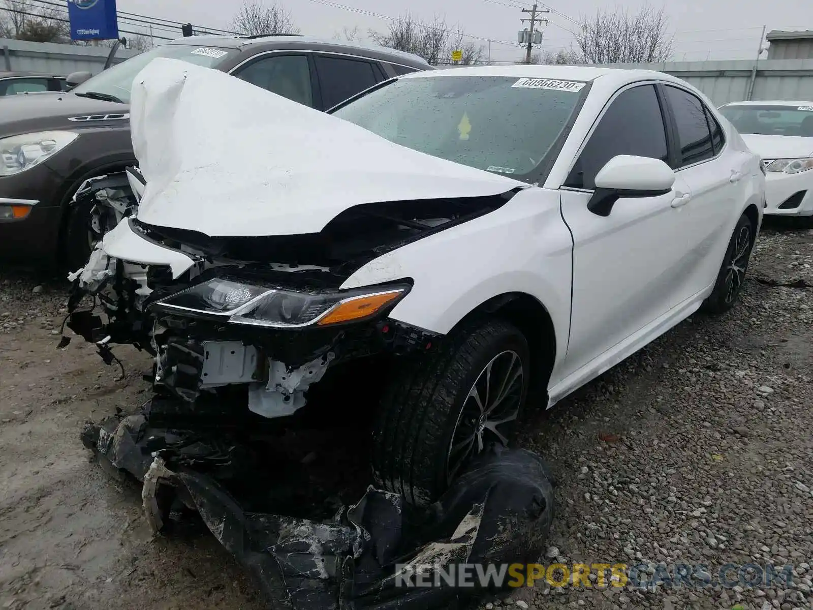 2 Photograph of a damaged car 4T1B11HK6KU205802 TOYOTA CAMRY 2019