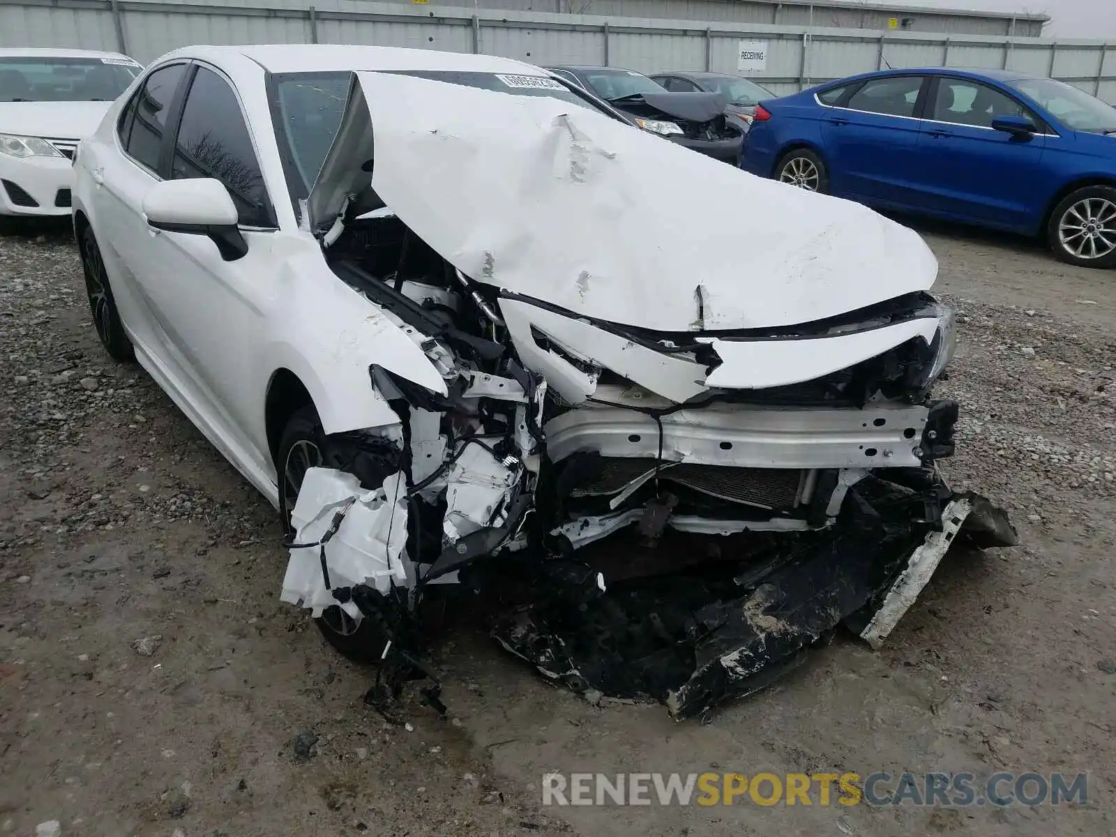 9 Photograph of a damaged car 4T1B11HK6KU205802 TOYOTA CAMRY 2019