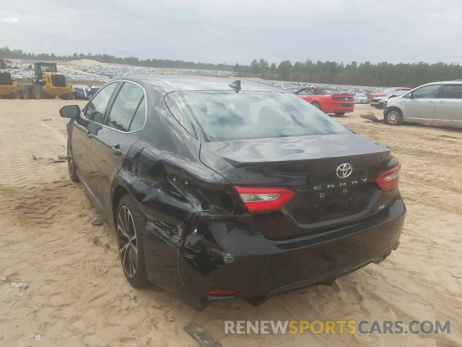 3 Photograph of a damaged car 4T1B11HK6KU205816 TOYOTA CAMRY 2019