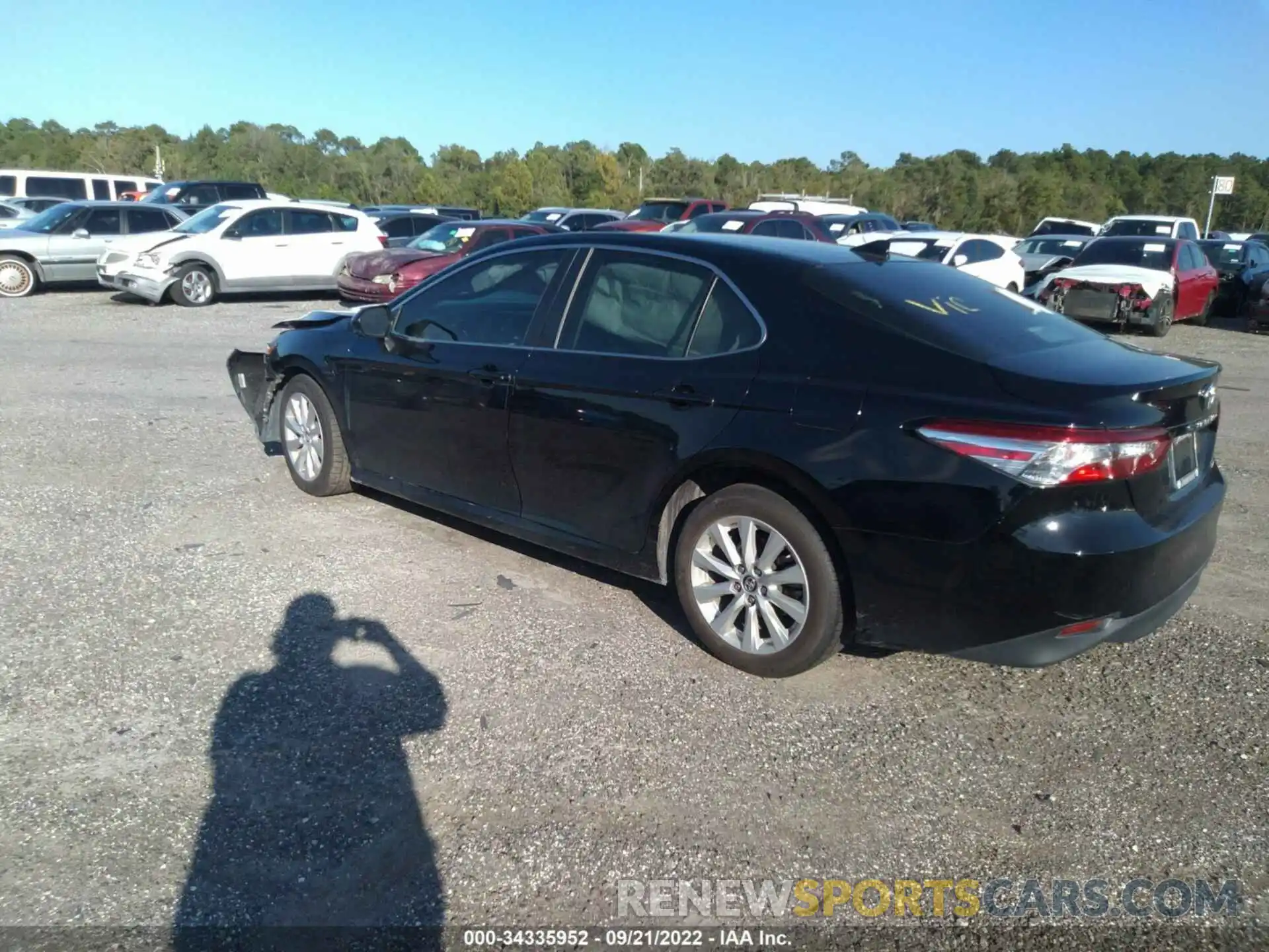 3 Photograph of a damaged car 4T1B11HK6KU207114 TOYOTA CAMRY 2019