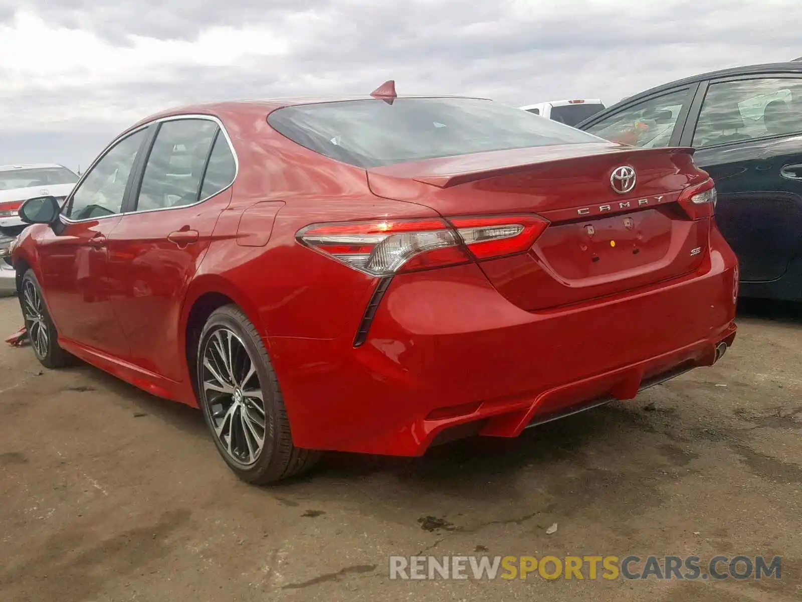 3 Photograph of a damaged car 4T1B11HK6KU209235 TOYOTA CAMRY 2019