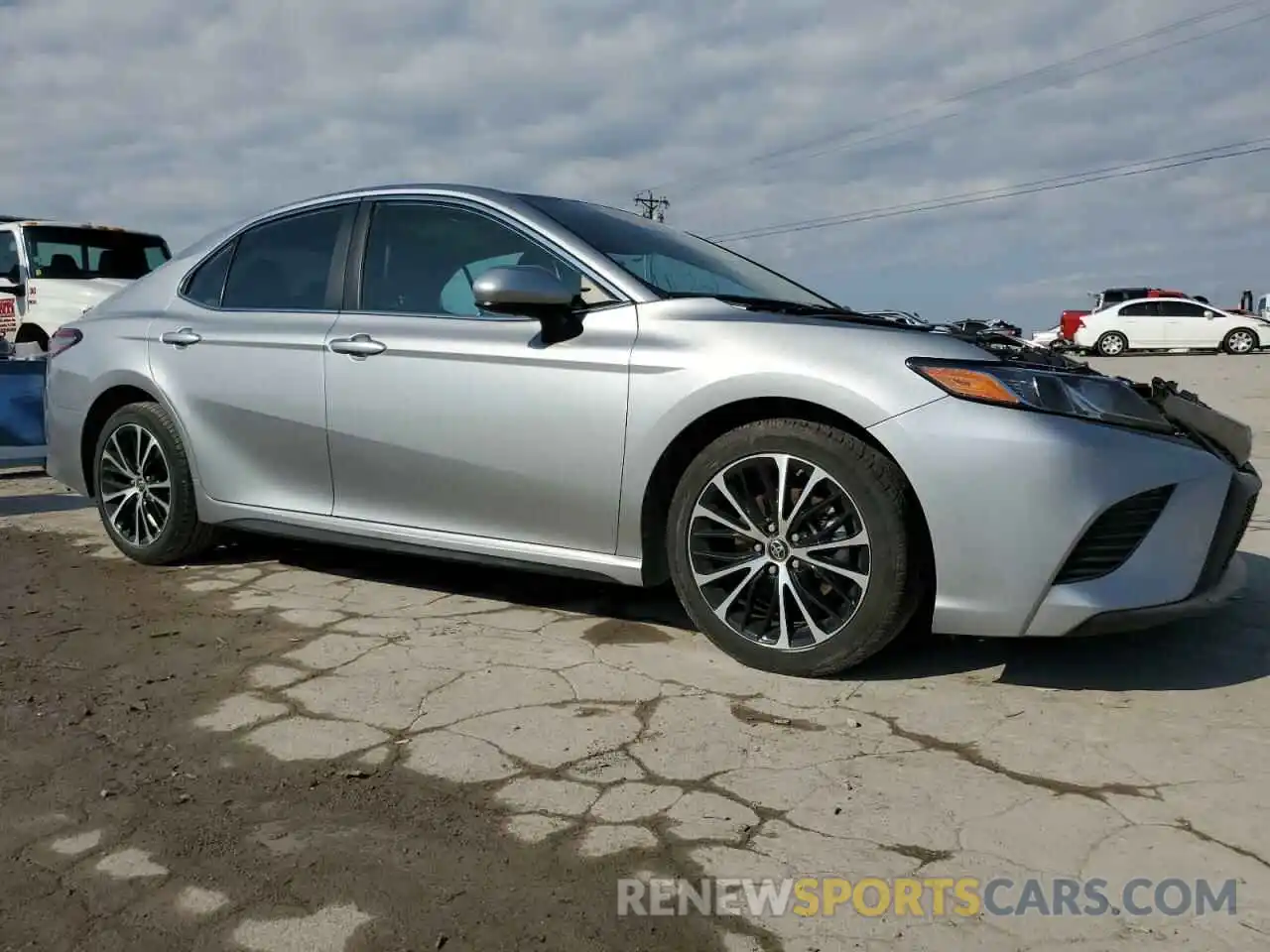 4 Photograph of a damaged car 4T1B11HK6KU209557 TOYOTA CAMRY 2019