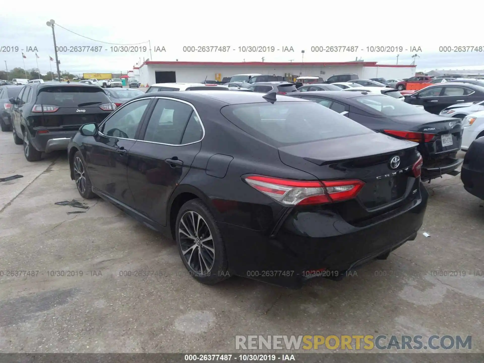 3 Photograph of a damaged car 4T1B11HK6KU212927 TOYOTA CAMRY 2019