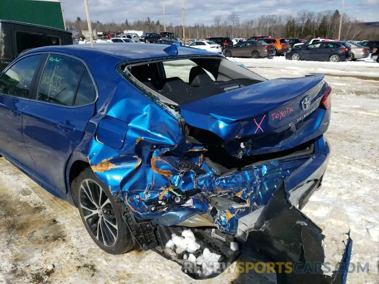 9 Photograph of a damaged car 4T1B11HK6KU214614 TOYOTA CAMRY 2019