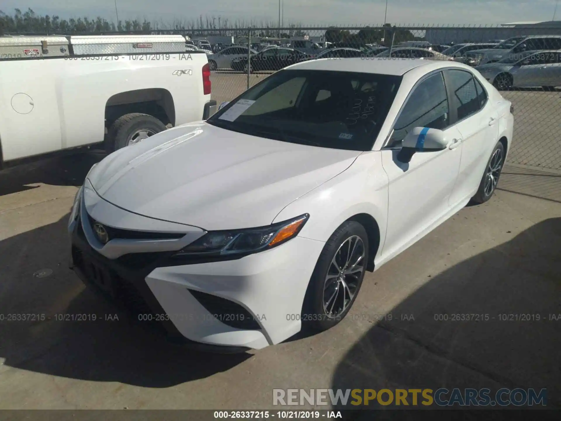 2 Photograph of a damaged car 4T1B11HK6KU215438 TOYOTA CAMRY 2019