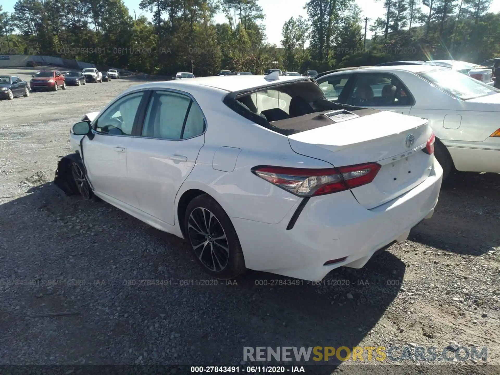 3 Photograph of a damaged car 4T1B11HK6KU217013 TOYOTA CAMRY 2019